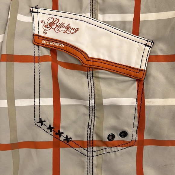 Billabong men’s swim trunks - Picture 5 of 8